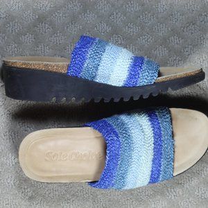 Sole Choice Size 7.5 Stretch Blue Striped Slip On Sandals